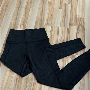 OFFLINE By Aerie The Hugger High Waisted Pocket Legging